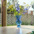 گلدان لوزی شیشه ای آبی