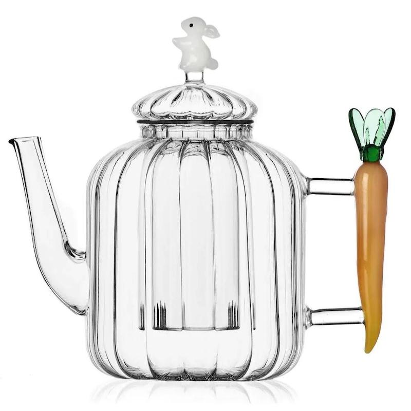 قوری خرگوش و هویج