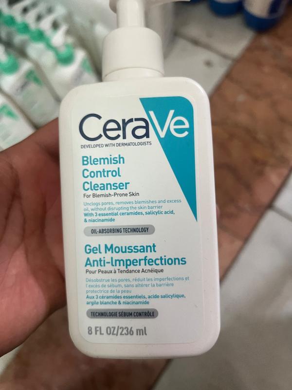 ترکیبات شوینده ضدجوش سراوی Blemish Control Cleanser
