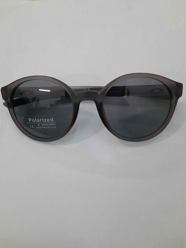 عینک آفتابی اوکلی مدل round