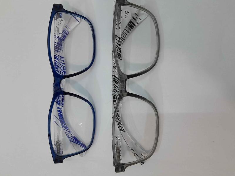 عینک مطالعه آماده نمره 1/5+ مدل طوسی و آبی