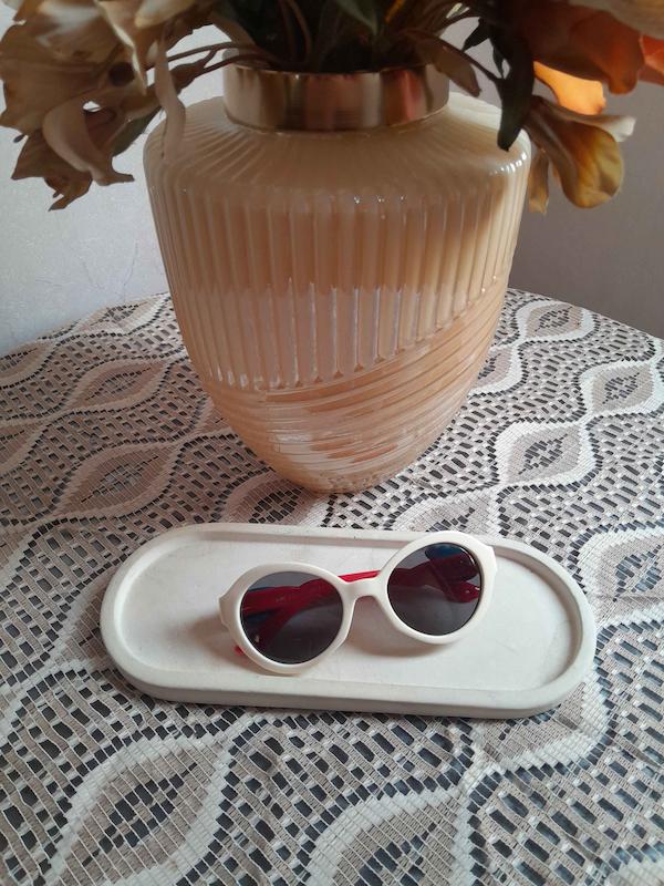 عینک آفتابی بچگانه ژله ای سفید قرمز