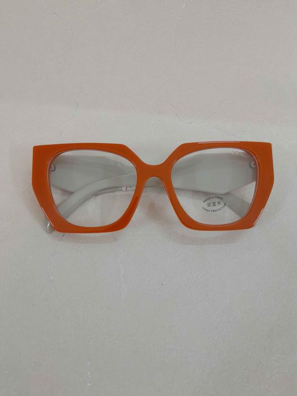 عینک طبی پرادا