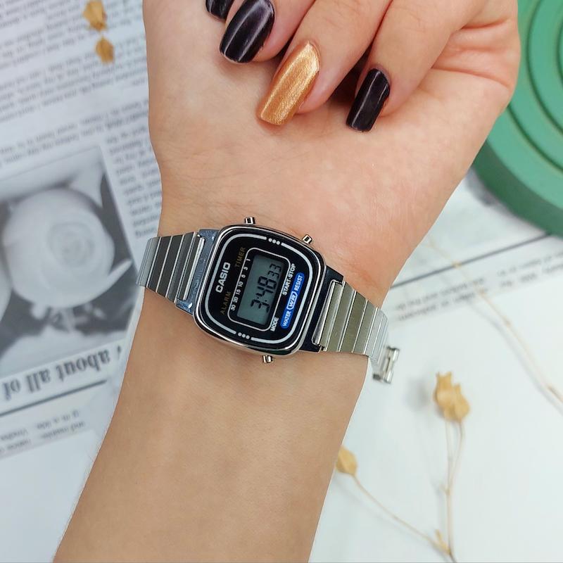 ساعت کاسیو نوستالژی بند کرکره ای | ساعت مچی زنانه casio  093-
