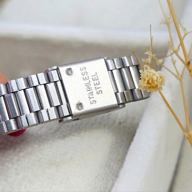 ساعت کاسیو نوستالژی سیلور بند کرکره ای 338 سیلور قاب سیلور اینه ای | ساعت مچی زنانه casio  292--موتور با کیفیت فول امکانات  [ اف ویژه درامی اکسسوری] -