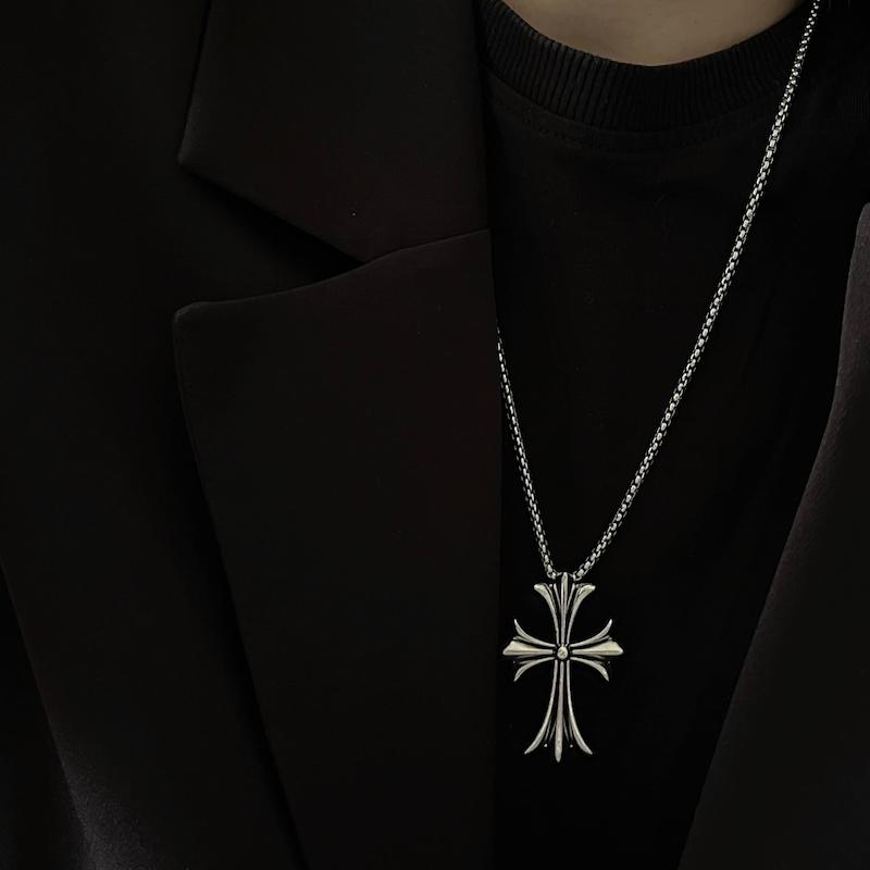 گردنبند Chrome hearts 
