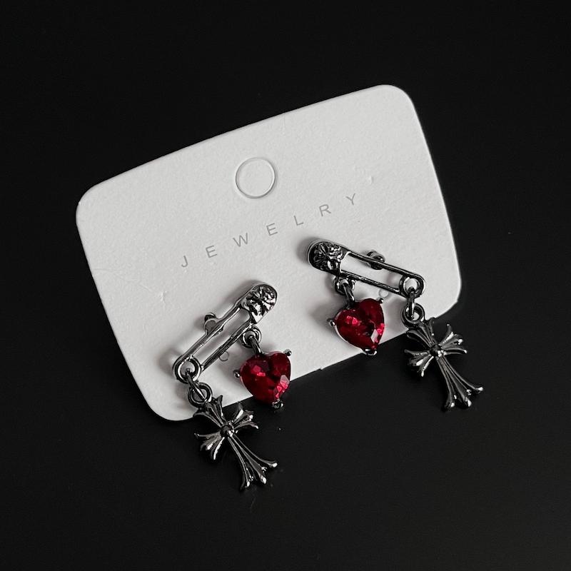 گوشواره Chrome hearts