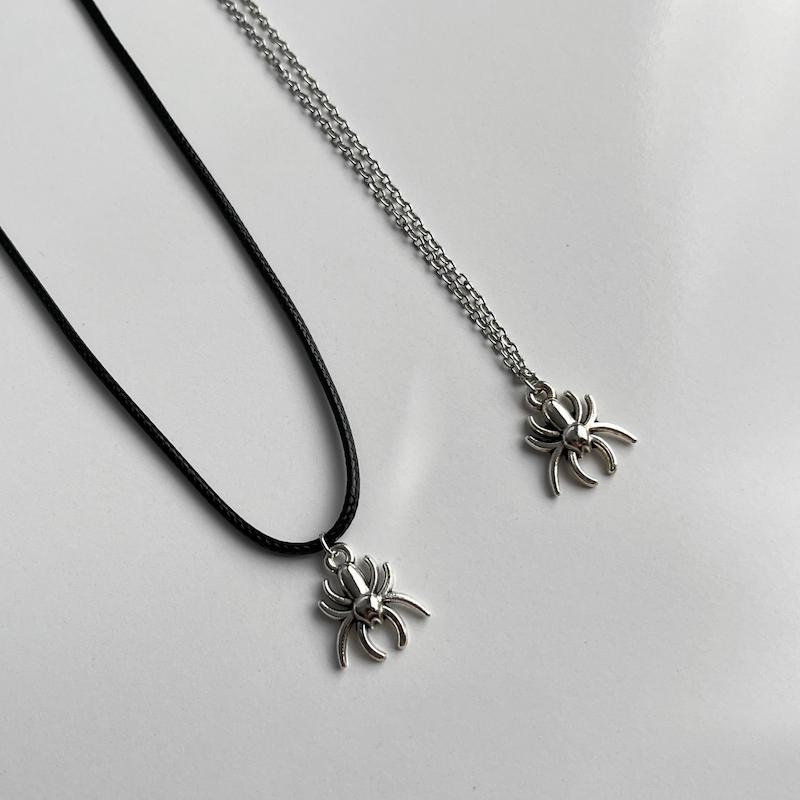 گردنبند Spider 