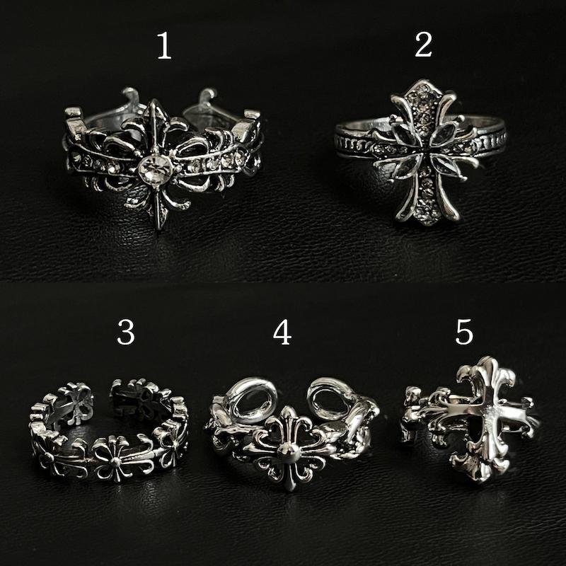 انگشتر Chrome Hearts 