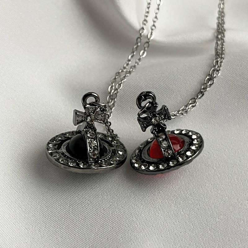 گردنبند vivienne westwood 