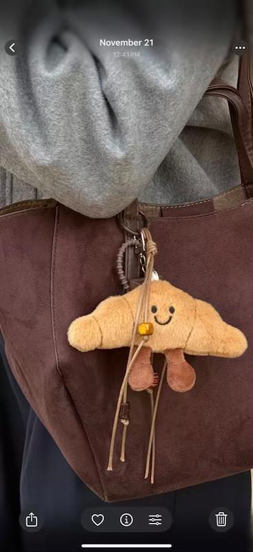 چارم بَگ کروسان 🥐