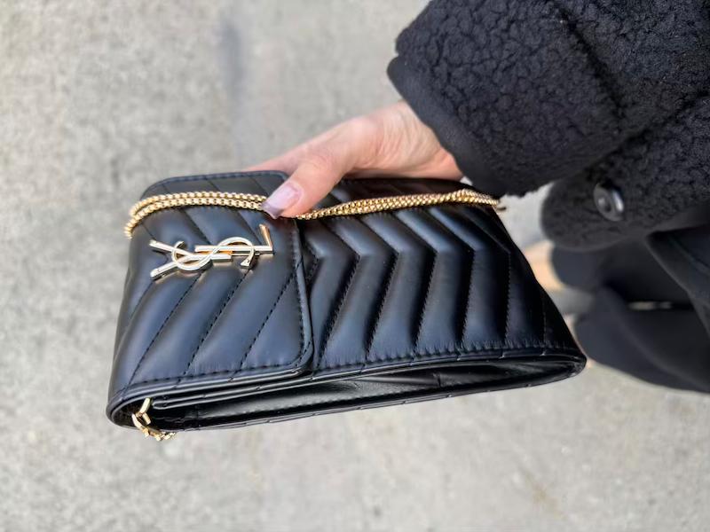 کیف موبایلی آرتی