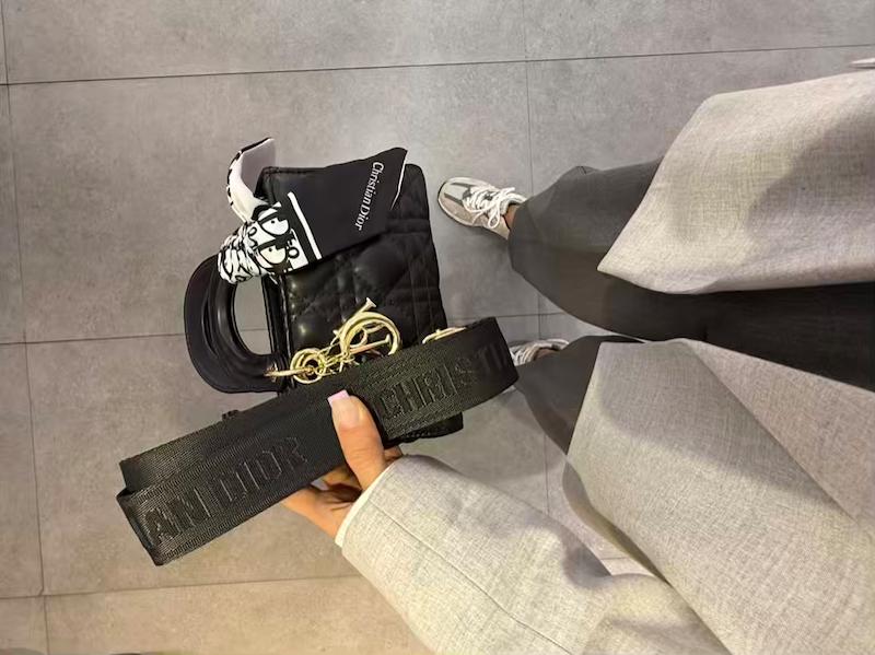 کیف مینی باربی