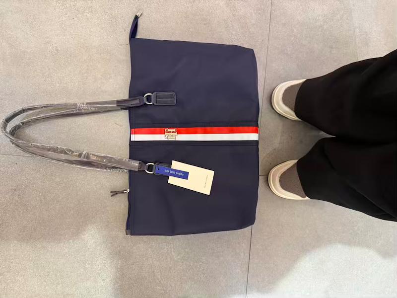 کیف بزرگ تام