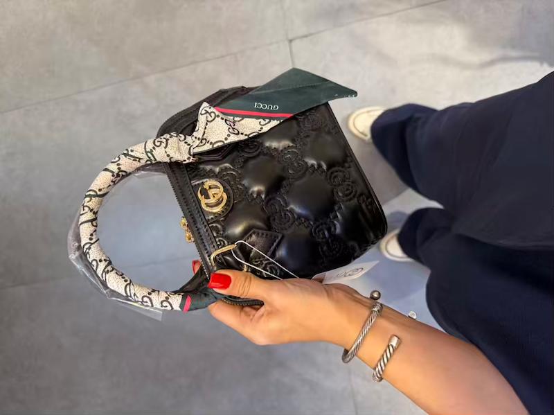 کیف گوچی گلدوزی( با بند واردتی گوچی)