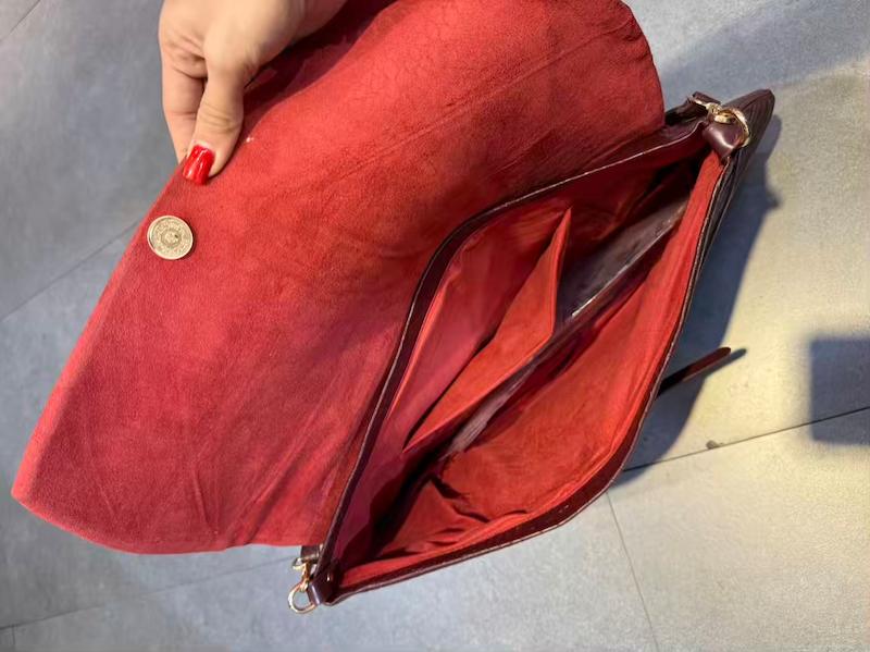 کیف بزرگ پوست ماری زرشکی