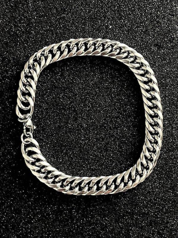 دستبند round cut