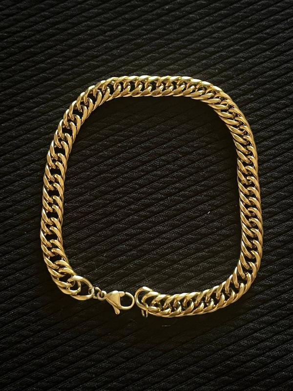 دستبند round cut طلایی