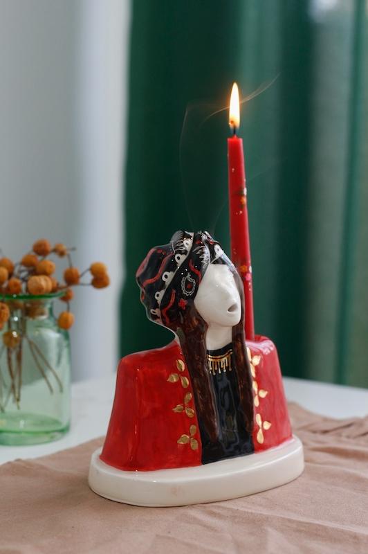 مجسمه ژینا (کلهر)