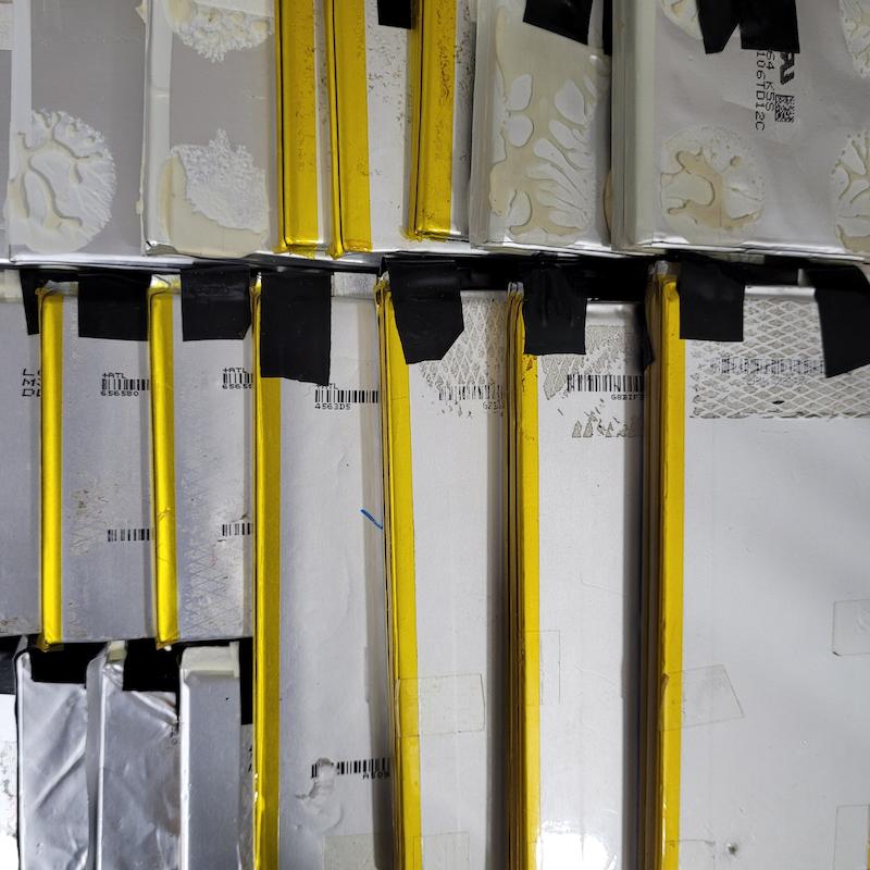 باتری لیتیوم پلیمری 3.7 ولت شارژی (استوک)