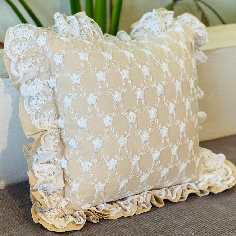 کوسن کرم گل لوزی