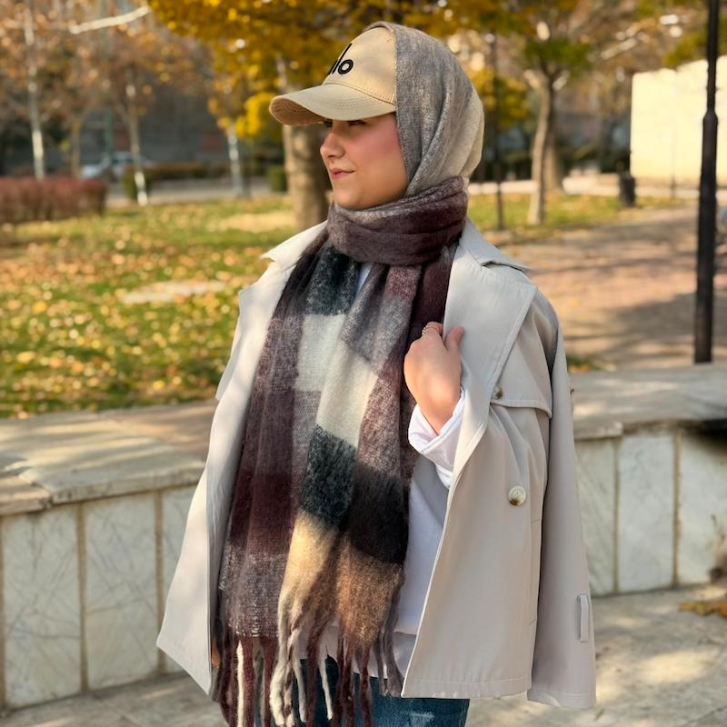 بیگ اسکارف چهارخونه