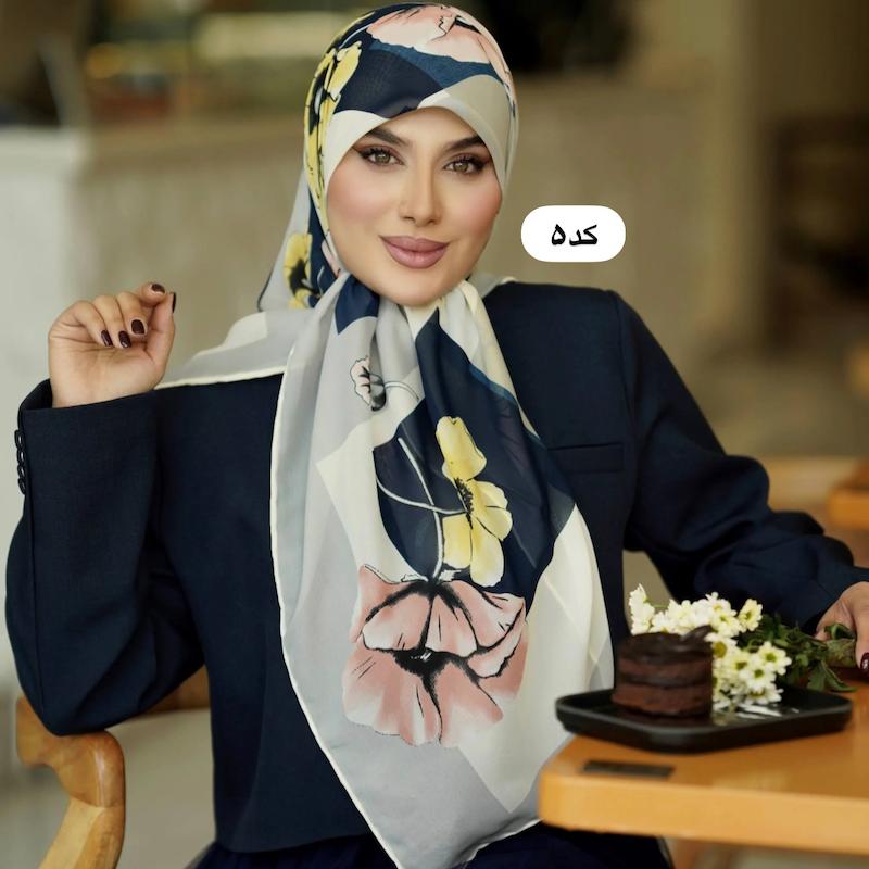 روسری حریر کوئین شقایق