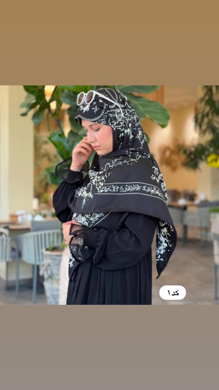 روسری ابریشم ژاکارد سیاه سفید