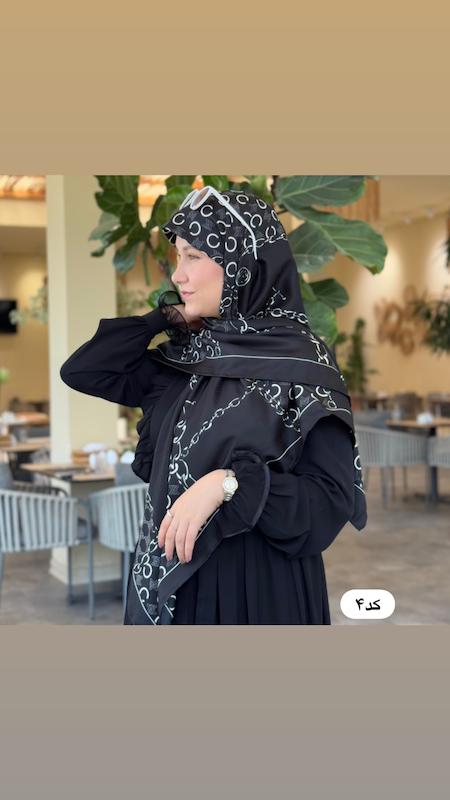 روسری ابریشم ژاکارد سیاه سفید