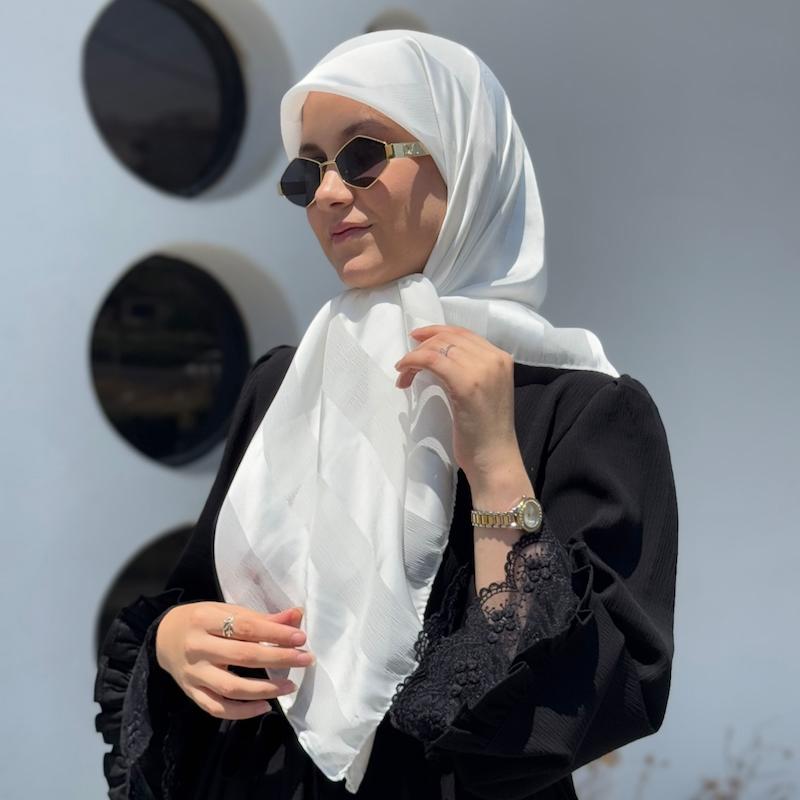 روسری دیپلمات