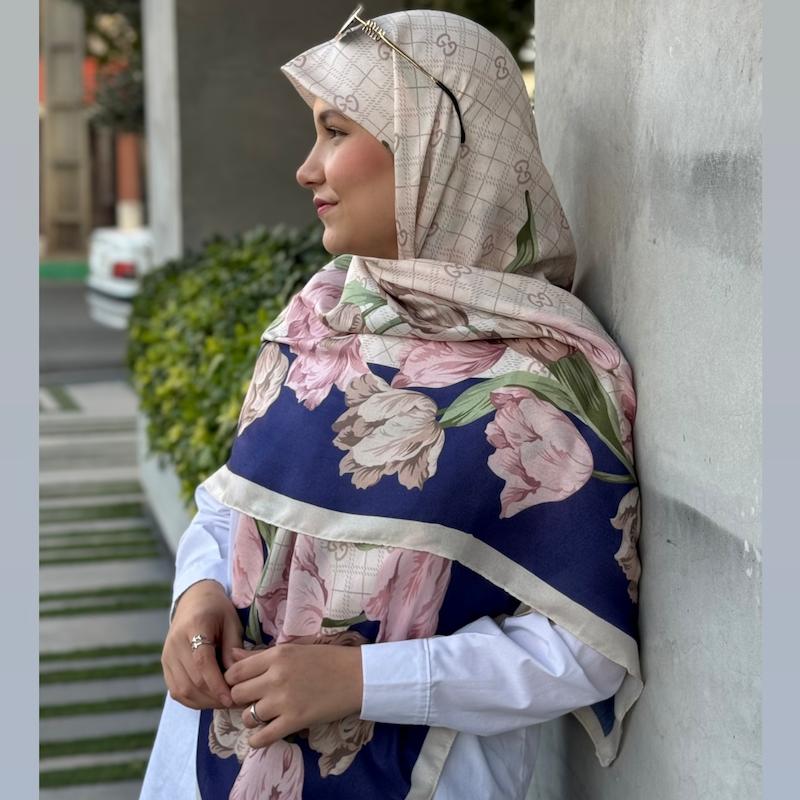 روسری سیا اسکارف لاله