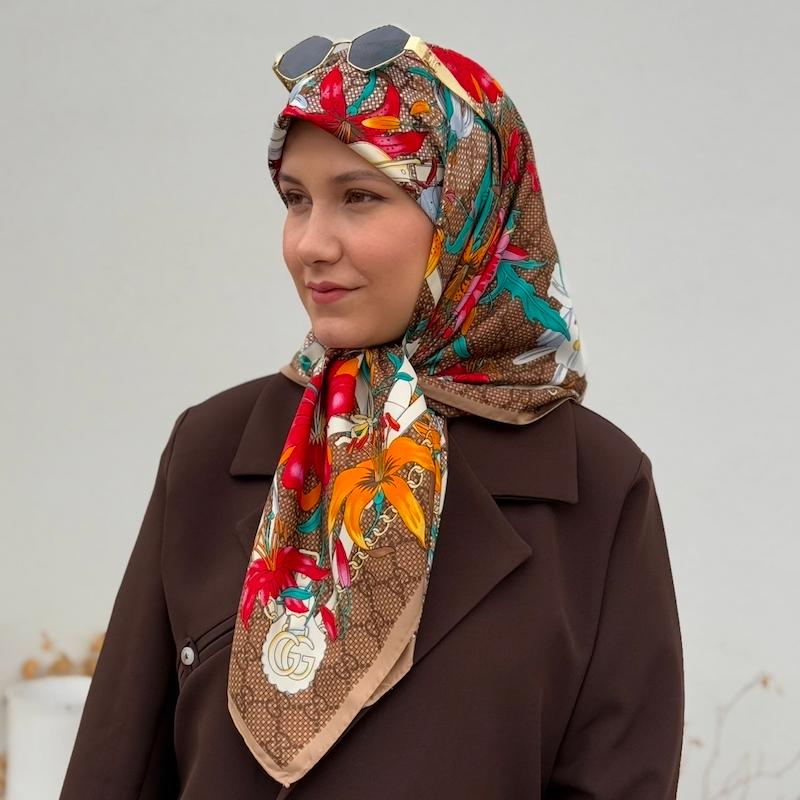 روسری قواره ۱۰۰ گوچی گل