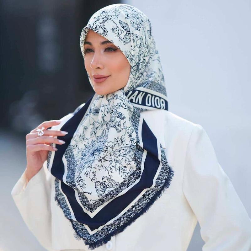 روسری ابریشم ریشه سوزنی پروانه