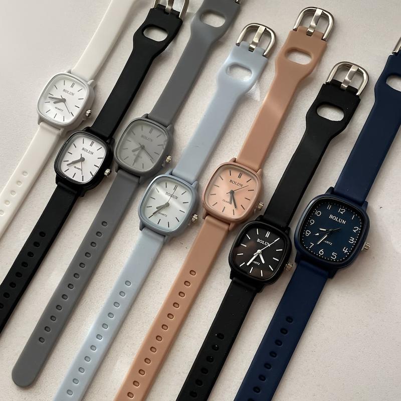 ساعت بولون مربعی کوچک