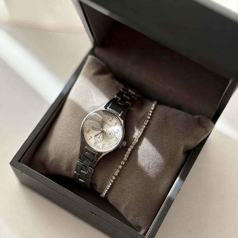 ساعت ظریف زنانه هانگری سه موتوره 