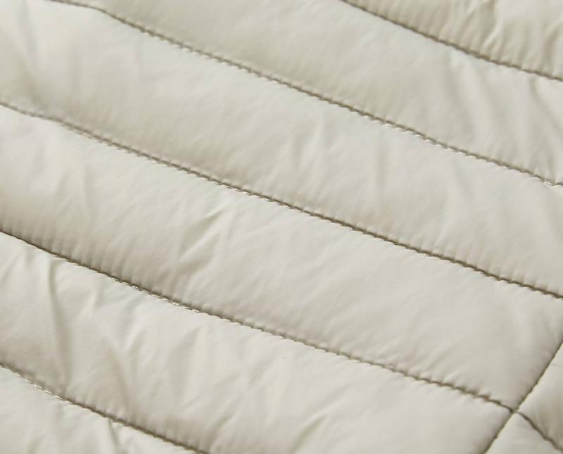 کاپشن طرح پر مارک columbia کد 015C