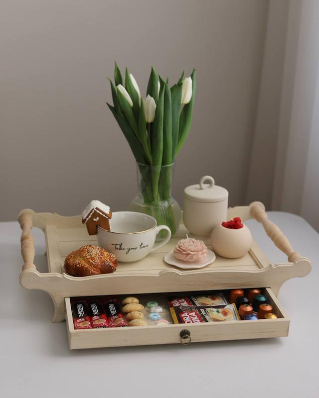 سینی کشودار