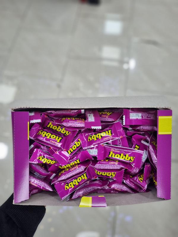 شکلات هوبی پذیرایی ۱۰۰ عددی  