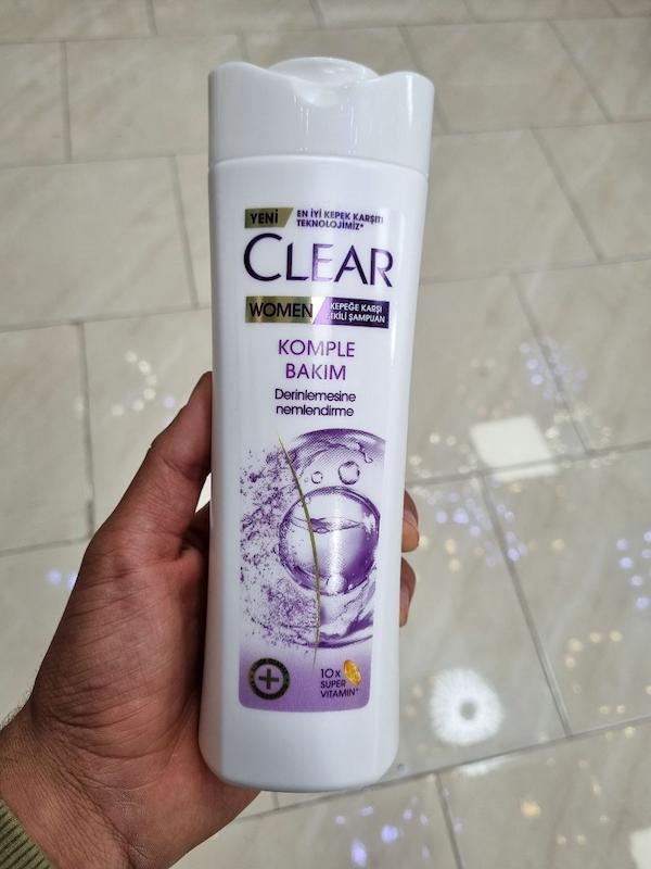 شامپو کلیر ۳۵۰ میل زنانه ضدشوره و مرطوب کننده