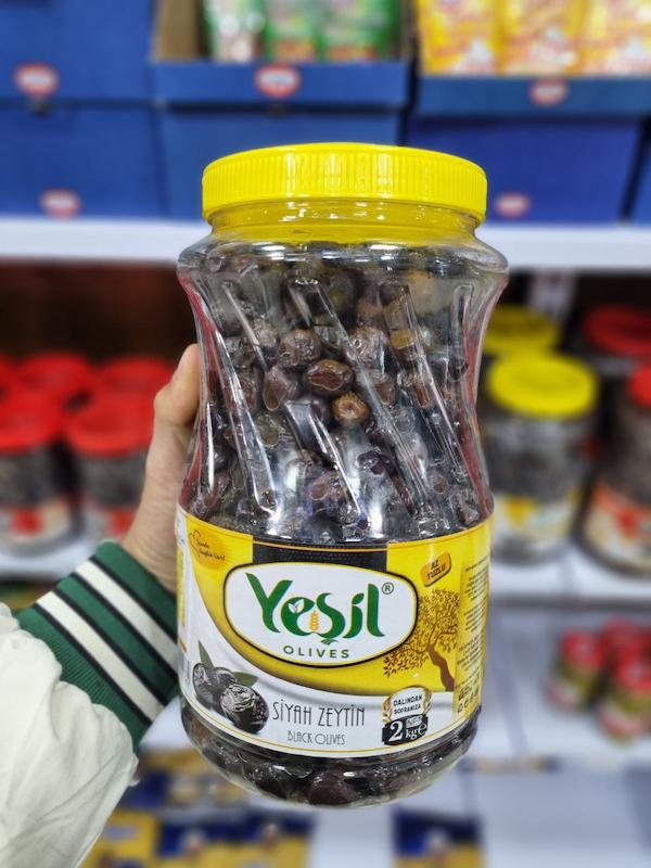 زيتون چروک ۲ کیلویی یشیل   