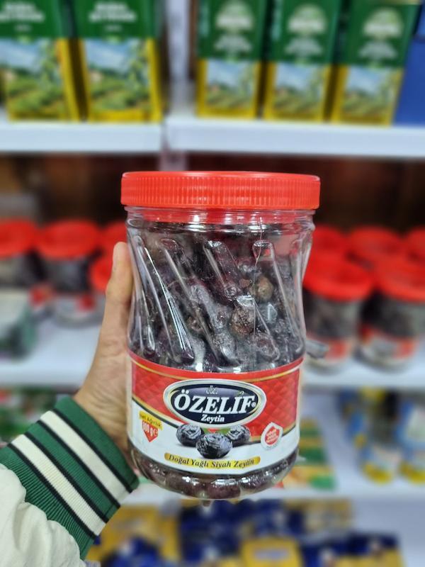 زيتون چروک ۸۰۰ گرمی اوزلیف 