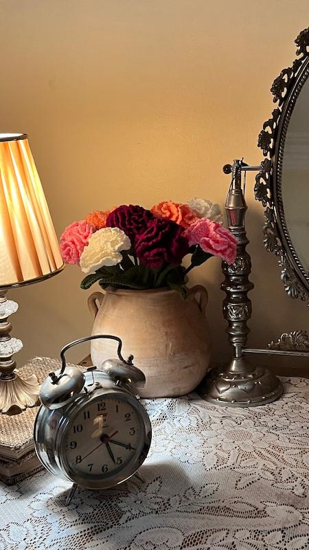 گل میخک بافتنی