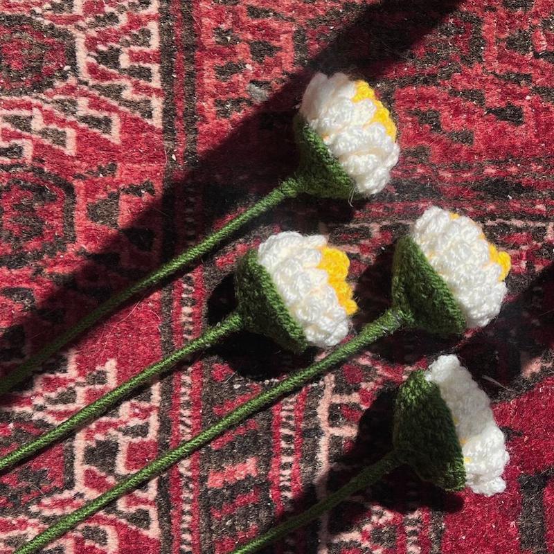 گل شبدر بافتنی