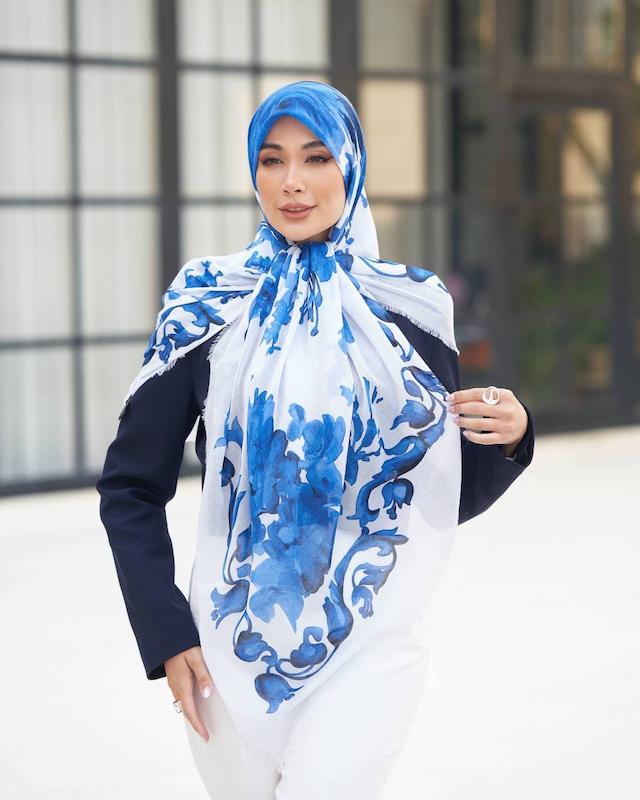 روسری نخی لوریکا