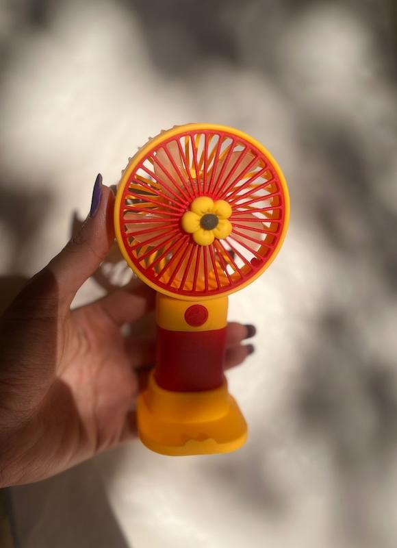 پنکه دستی شارژی😍🫠