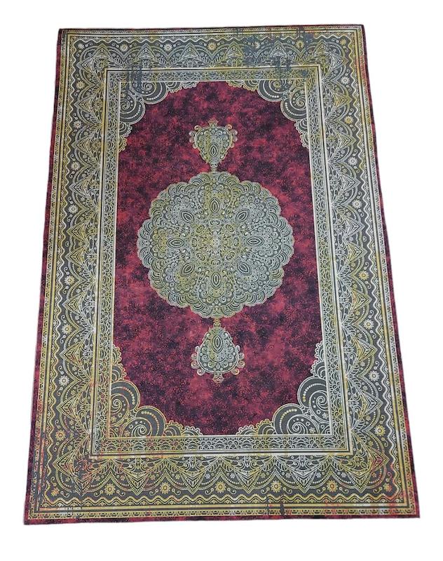 فرشینه طرح ابریشم ۳ متری ۱۲۰×۱۸۰