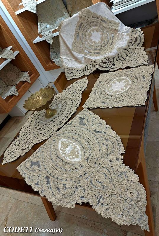 رومیزی دانتل مخمل الیزه ترک ۵ تکه مدل کد ۱۱
