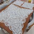 رومیزی ۳ تکه مربع مخمل دانتل الیزه مدل آنتیک