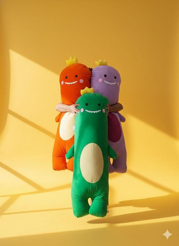 بالشت آغوشی عروسکی دایناسور