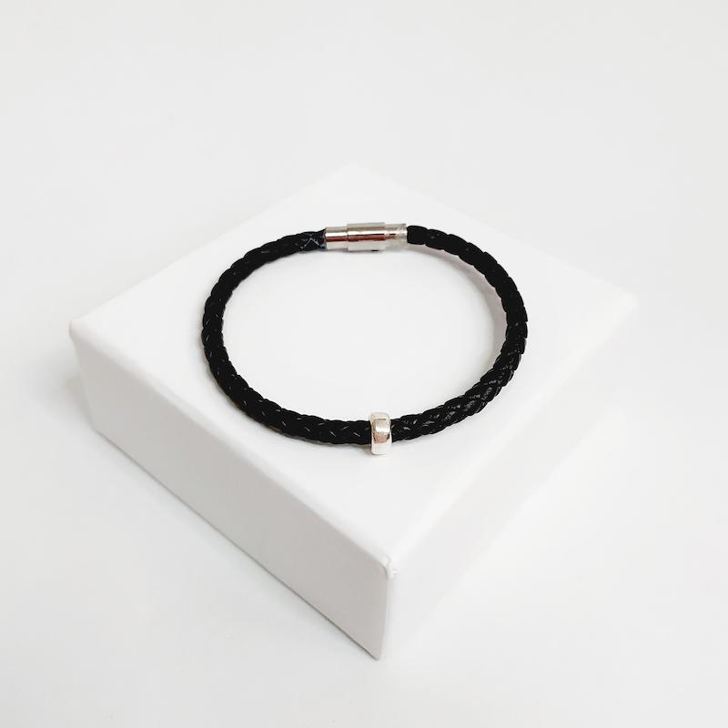 دستبند چرم و نقره تک دونات